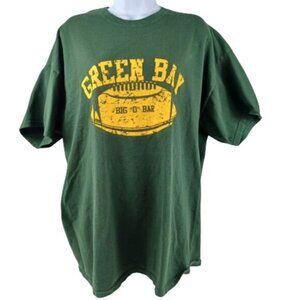 2XL Green Bay Football Gildan Activewear T-shirt Tee Short Sleeve Green Men's